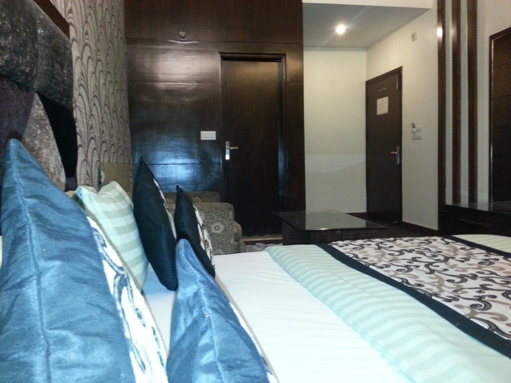 Hotel Vanson Villa - Near Connaught Place Νέο Δελχί Δωμάτιο φωτογραφία